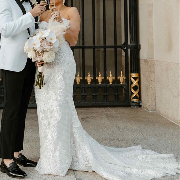 Cielo by Bijou Bridal Strapless Ivory Wedding Gown w/ Detachable Overskirt - Picture 12 of 12